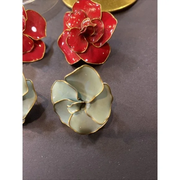 Vintage By Bohmer Red & Blue Enamel 3D Floral Clip-On Earrings Original Box - Picture 4 of 16